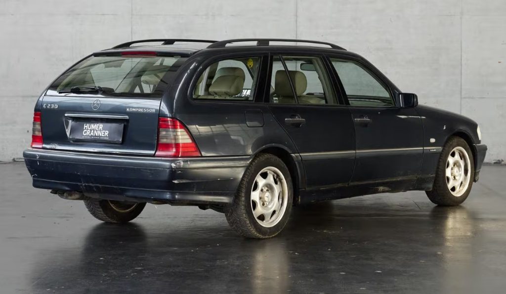 Mercedes-Benz C230 Нікі Лауди