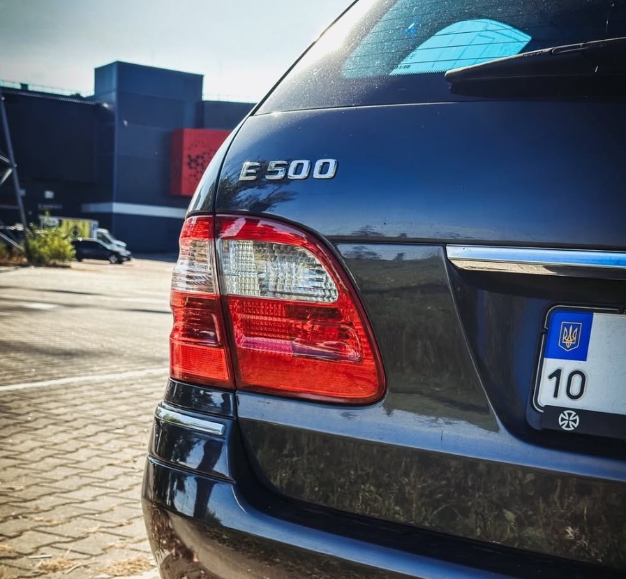 Mercedes-Benz E 500