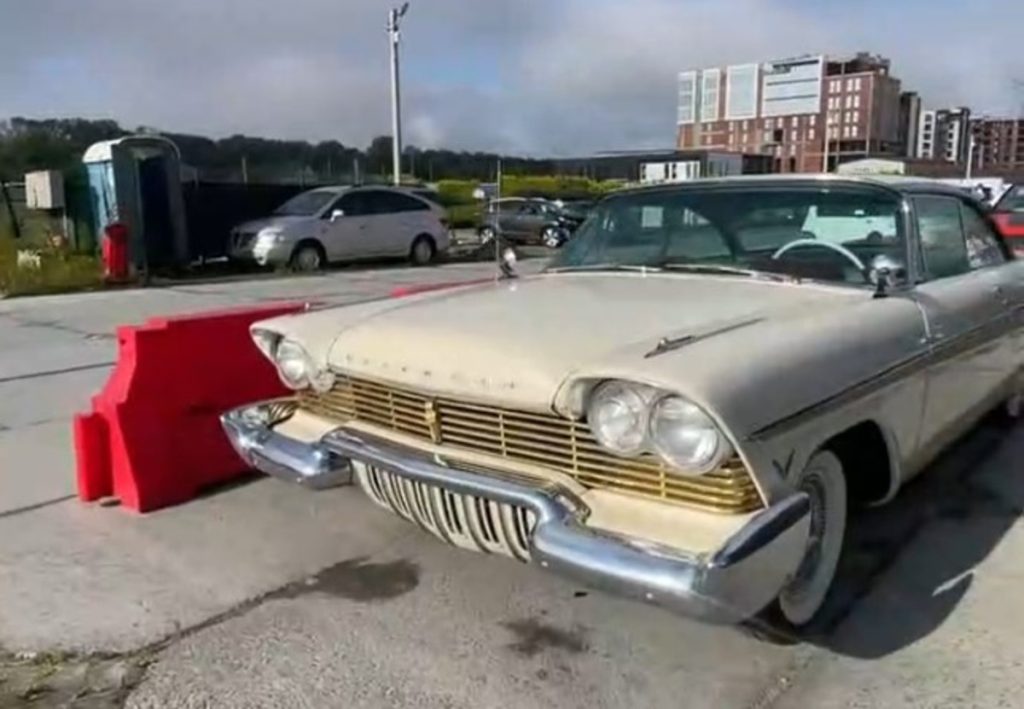 Plymouth Fury