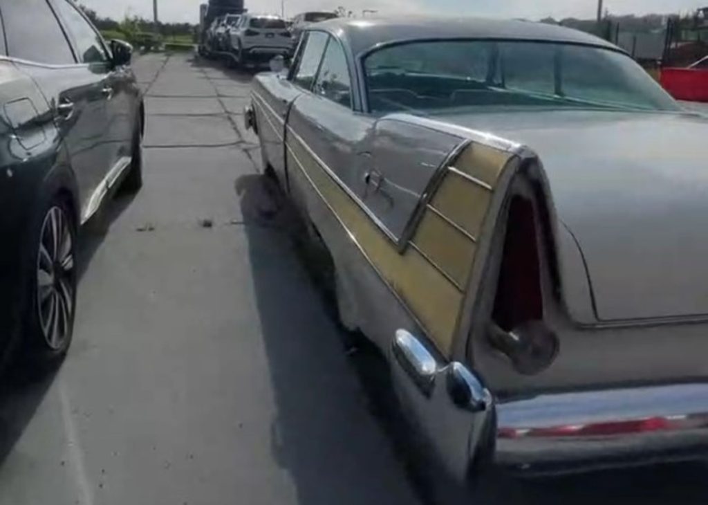 Plymouth Fury