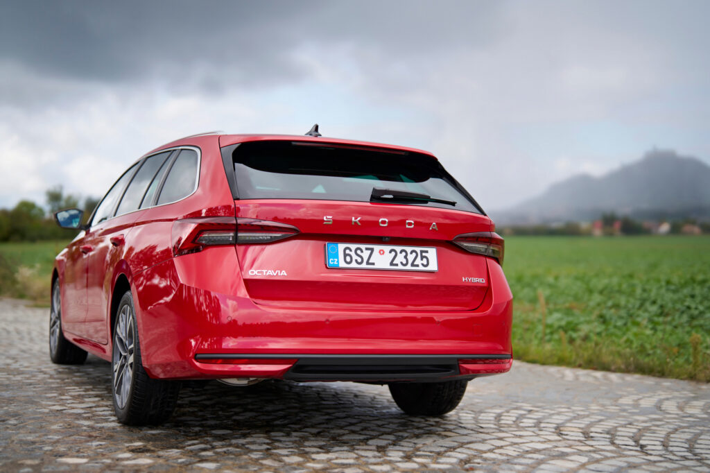 Skoda Octavia Hybrid